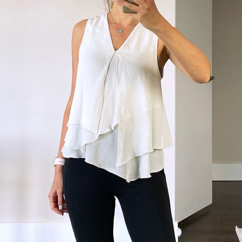 White Flowing Top sz 6